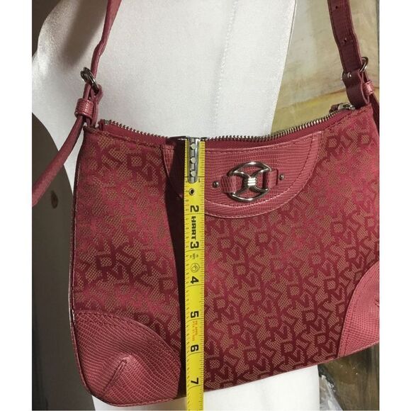 USED: DKNY Shoulder Bag - Picture 5 of 7
